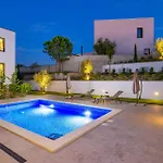 Awesome In شقة مالينسكا