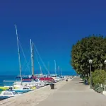 Awesome In مالينسكا