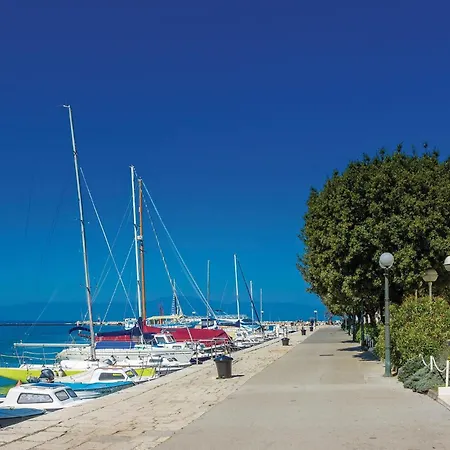 2 Bedroom In Malinska