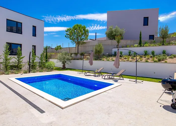 2 Bedroom In Malinska
