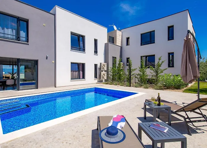 Apartamento 2 Bedroom In Malinska